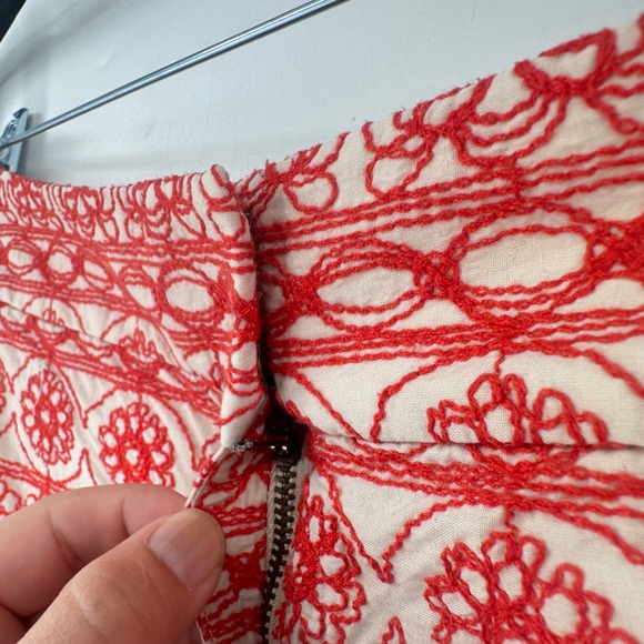 Ann Taylor LOFT Red Embroidered Pattern Shorts Size 2 Coastal‎ Boho - Picture 4 of 11